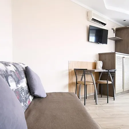 Buk Apartments On Svobody 6-8 Lviv Exterior photo