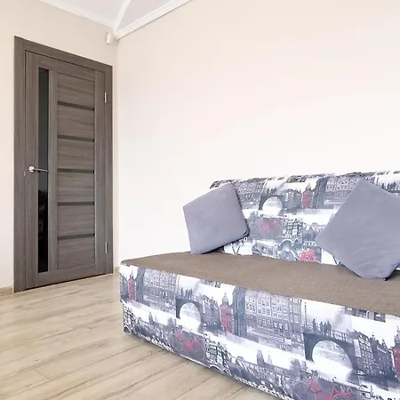 Buk Apartments On Svobody 6-8 Lviv Exterior photo